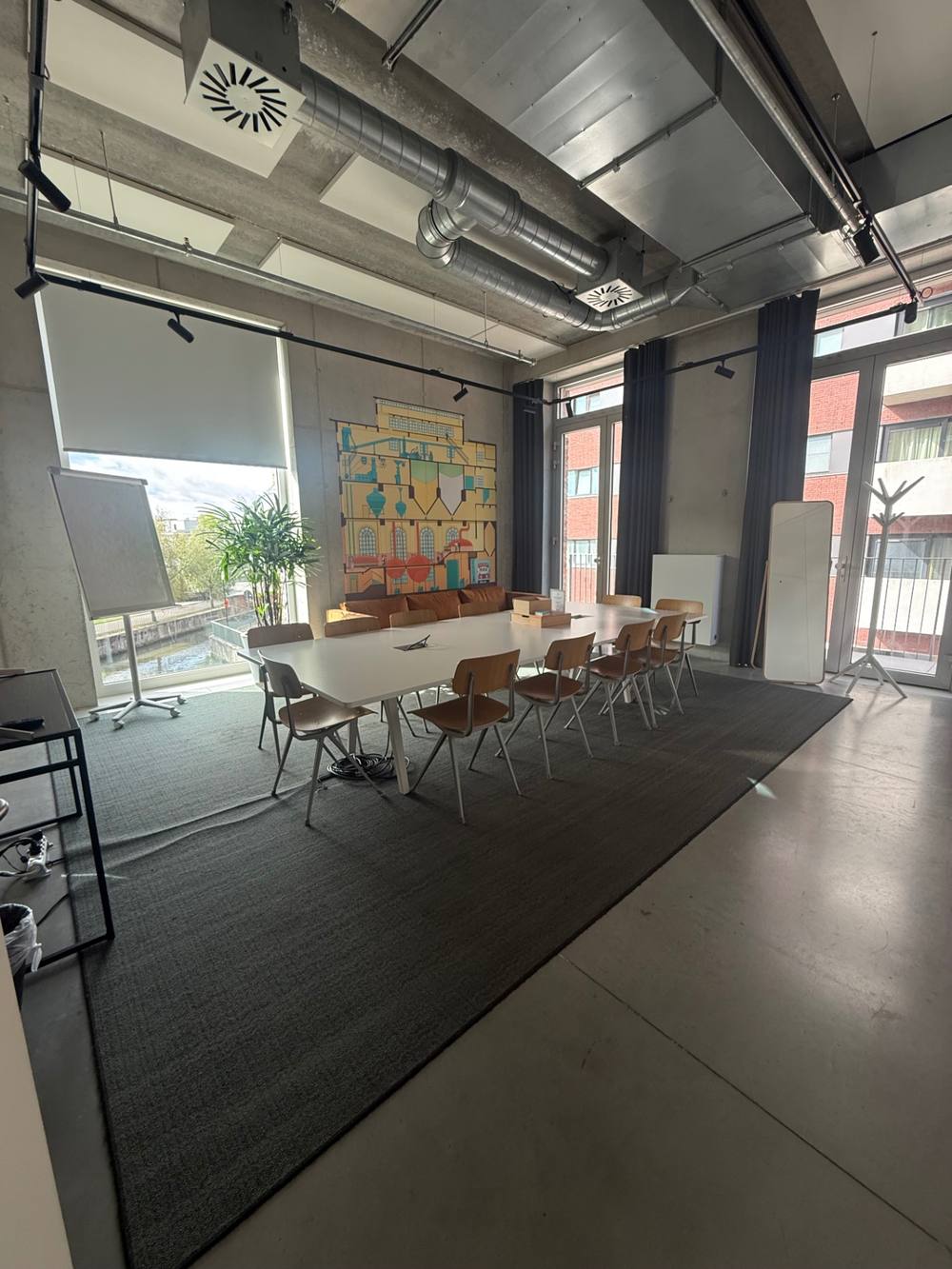 Spacious classroom at English Language Studio in De Hoorn, Leuven